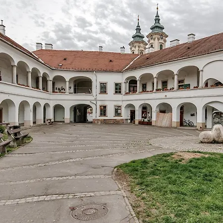 Arany Csillag Apartman Eger Exterior photo