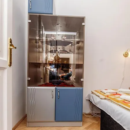 Arany Csillag Apartman Eger Exterior photo