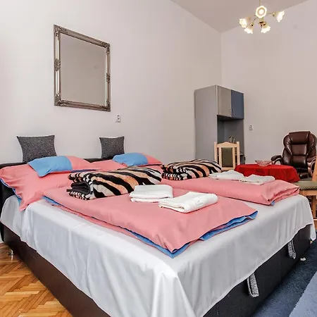 Arany Csillag Apartman Eger Exterior photo