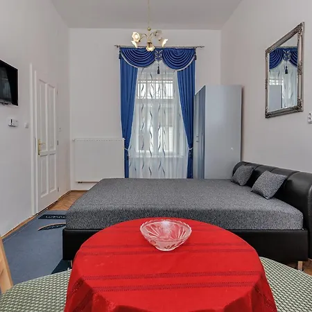 Arany Csillag Apartman Eger Exterior photo