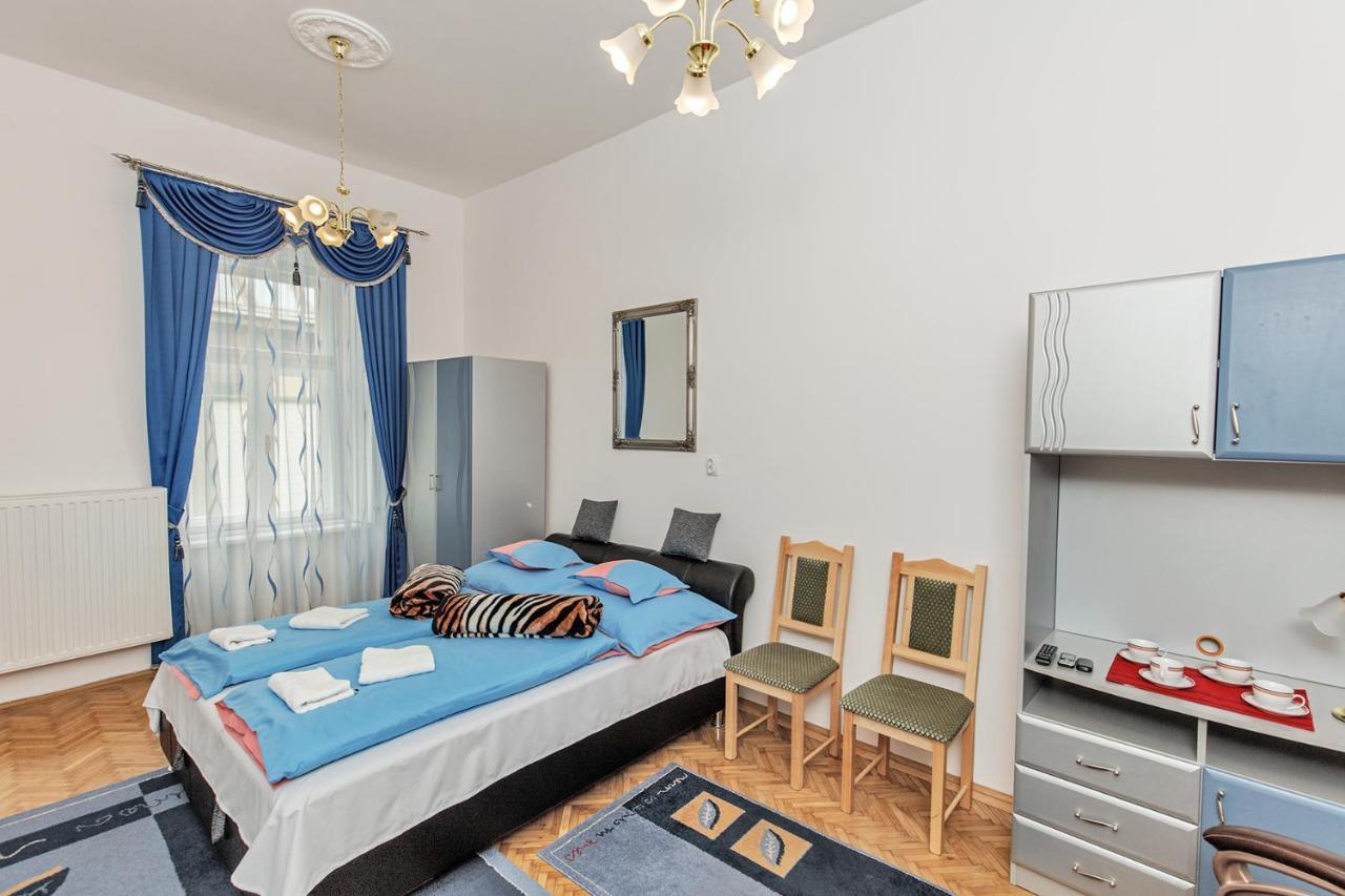 Arany Csillag * Eger